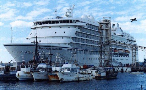 Megacruceros7